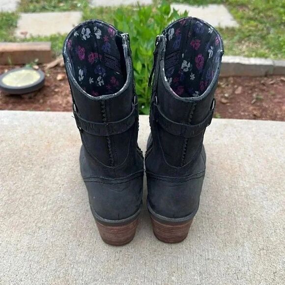 Teva Foxy Nubuck Mid Calf Leather Boots - Picture 3 of 16